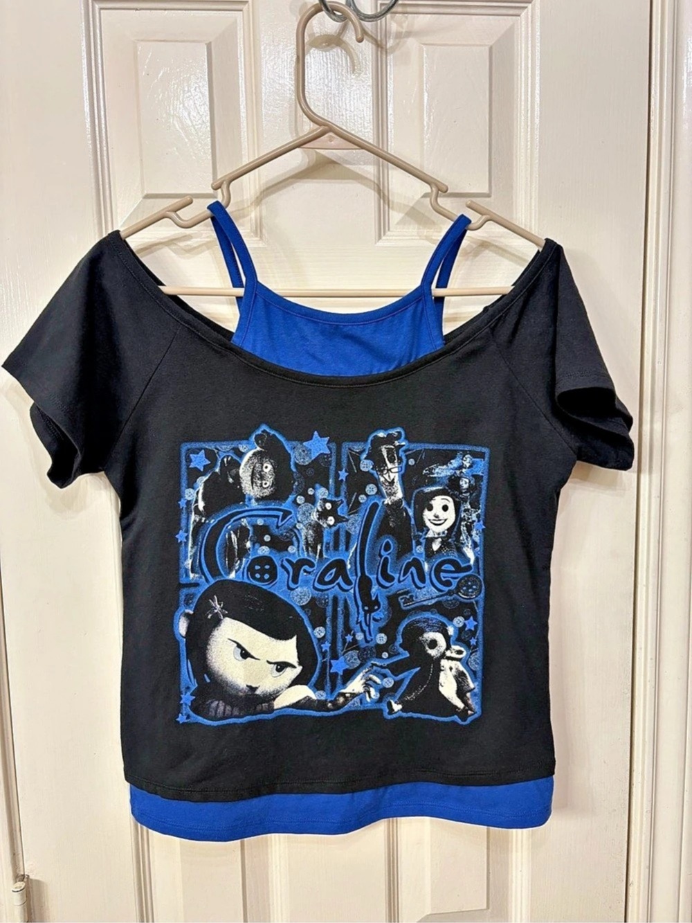 Hot Topic Coraline Laika Graphic Top Graphic Top in Black & Blue Size Large NWT